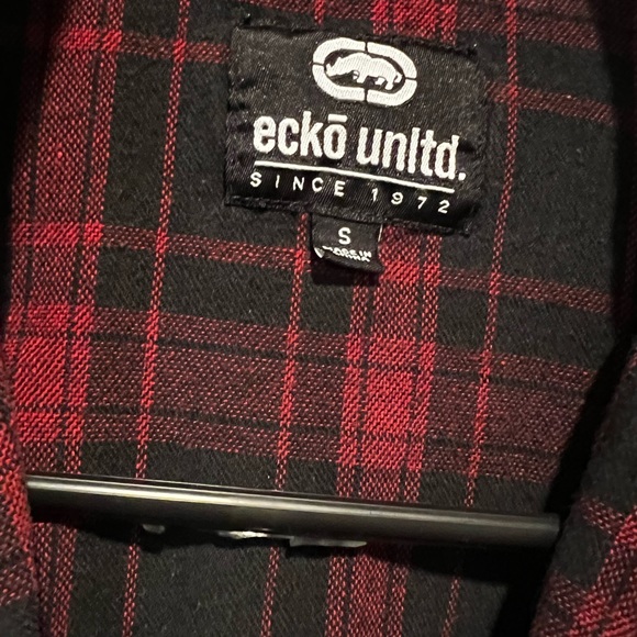 Ecko Unltd red and black flannel - Picture 2 of 4